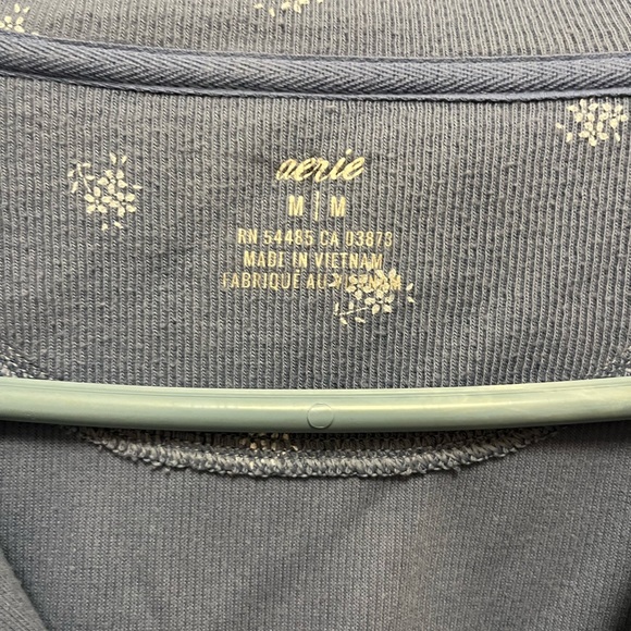 Aerie Quarter Zip - Picture 2 of 2